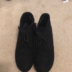 tie and zip up heeled ankle boots